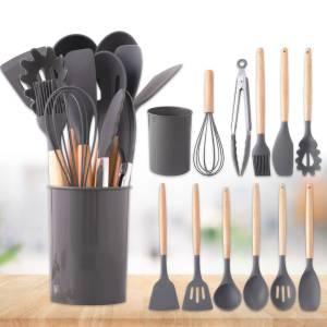 Набір кухонного приладдя 12 предметів із силікону та дерева Kitchen stuff Сірий