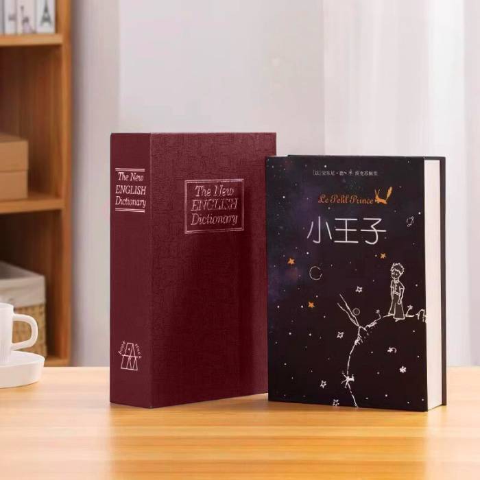 Сейф-книга "ENGLISH Dictionary" на замку з ключем Червона 265×200×65 мм