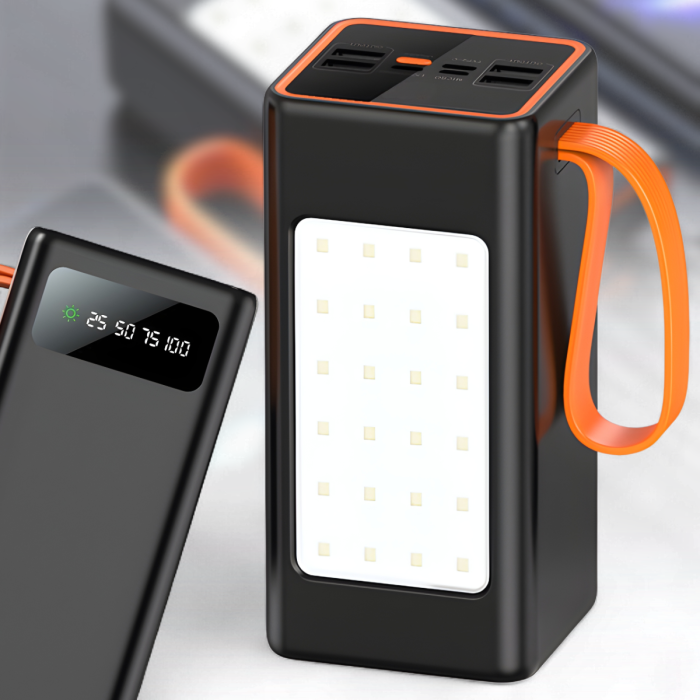 Power Bank 50000 mAh с 4 USB-портами, фонариком и дисплеем