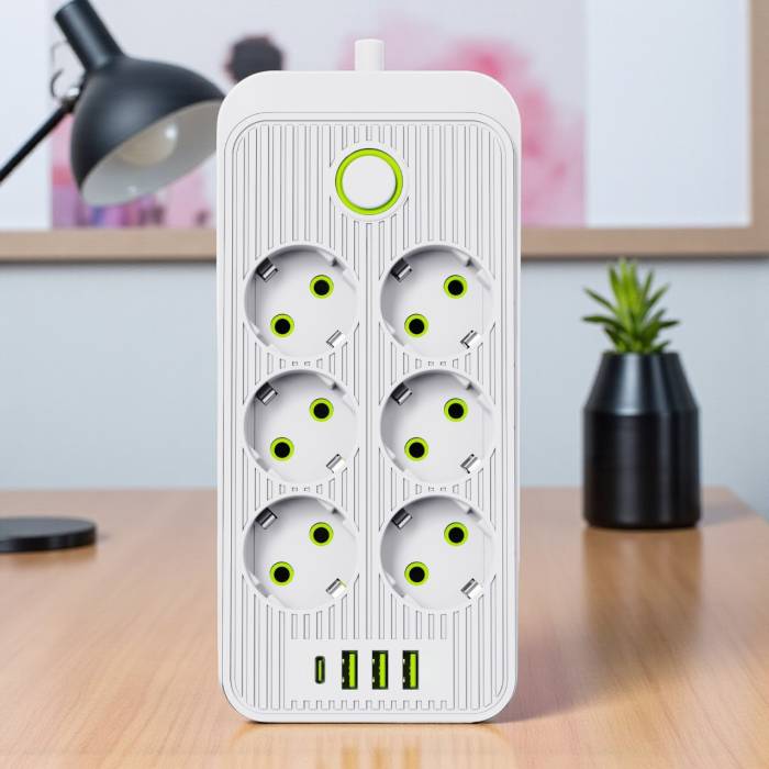 Мережевий подовжувач із 6 розетками й USB-A/C портами 3 метри 2500W Білий