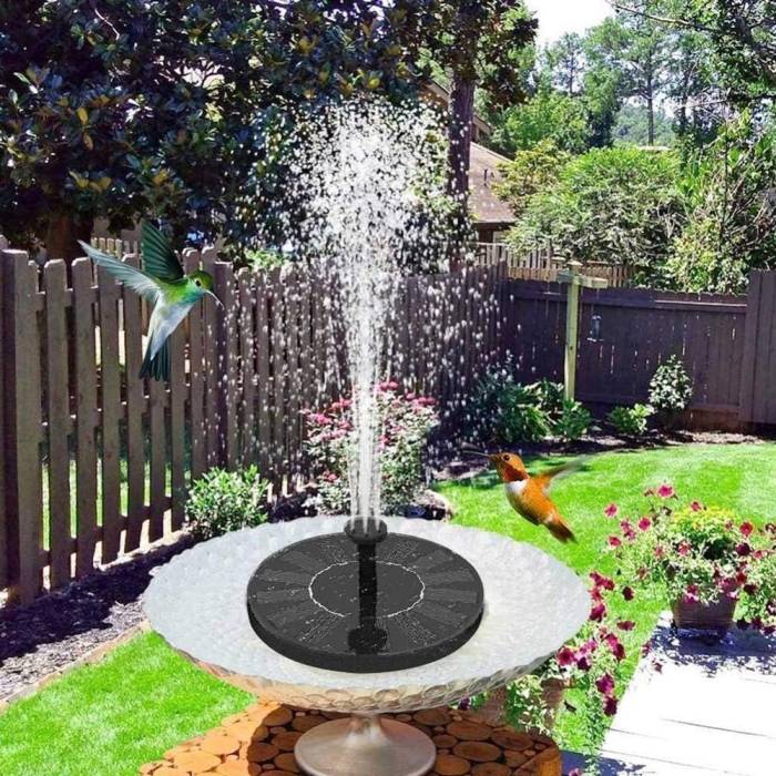 Плавающий садовый фонтан с солнечной панелью и разными насадками Solar Fountain
