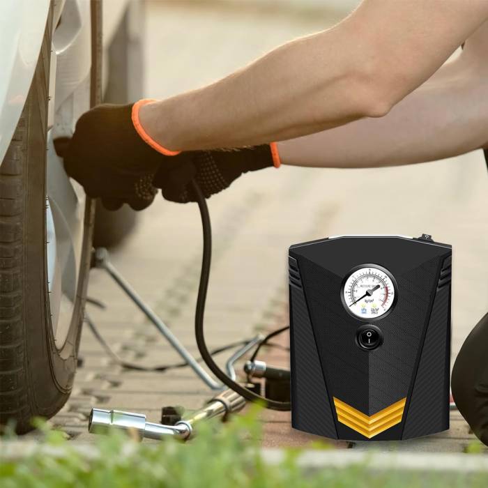 Автомобильный компрессор 12V с фонариком Мощный насос 100W для колес автомобиля