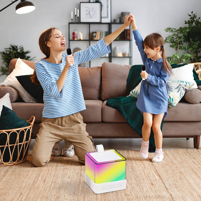 Беспроводная Bluetooth колонка с RGB подсветкой и 2 караоке микрофонами Music Hi
