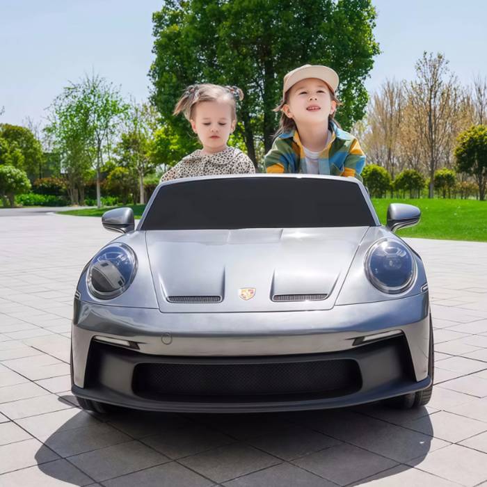 Двомісний електромобіль Porsche на пульті керування зі світлом M 6111(MP4)EBLRS-11(24V) Сірий