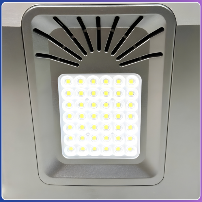 Портативна зарядна станція Sine 600W з LCD-дисплеєм та LED-ліхтарем 12V/40A