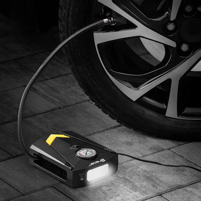 Автомобільний компресор 12V з ліхтариком Потужний насос 100W для коліс автомобіля
