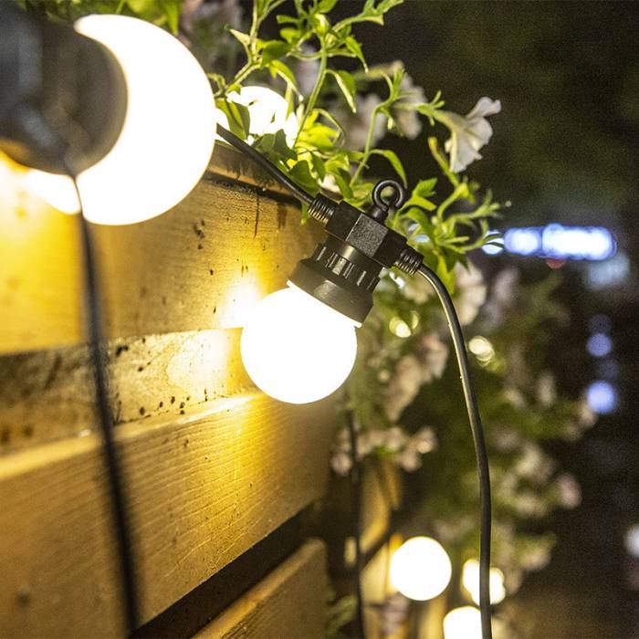 Вулична гірлянда 5 м у стилі Ретро на чорному дроті з 10 LED лампами та теплим білим свіченням