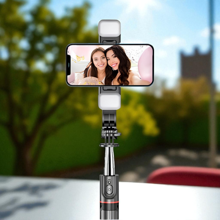 Штатив-трипод для телефону з Bluetooth-пультом та LED-спалахом C12d