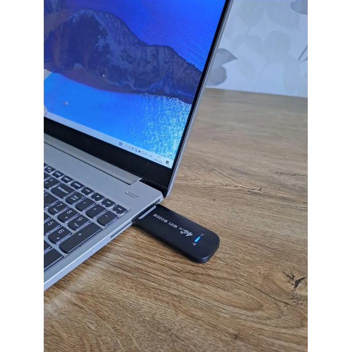 Бездротовий модем з 4G і WiFi до 150 Мбіт/сек HotSpot 3in1 Чорний Модем-роутер із слотом для сім-карти